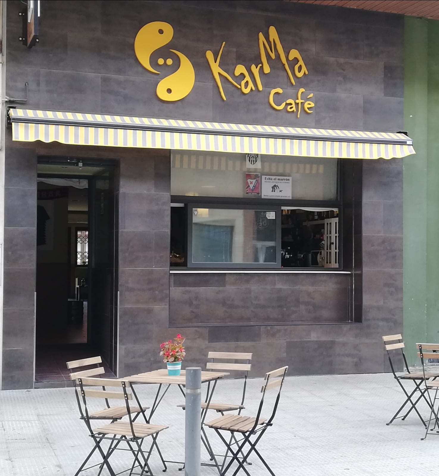 Cafetería Bar Karma café