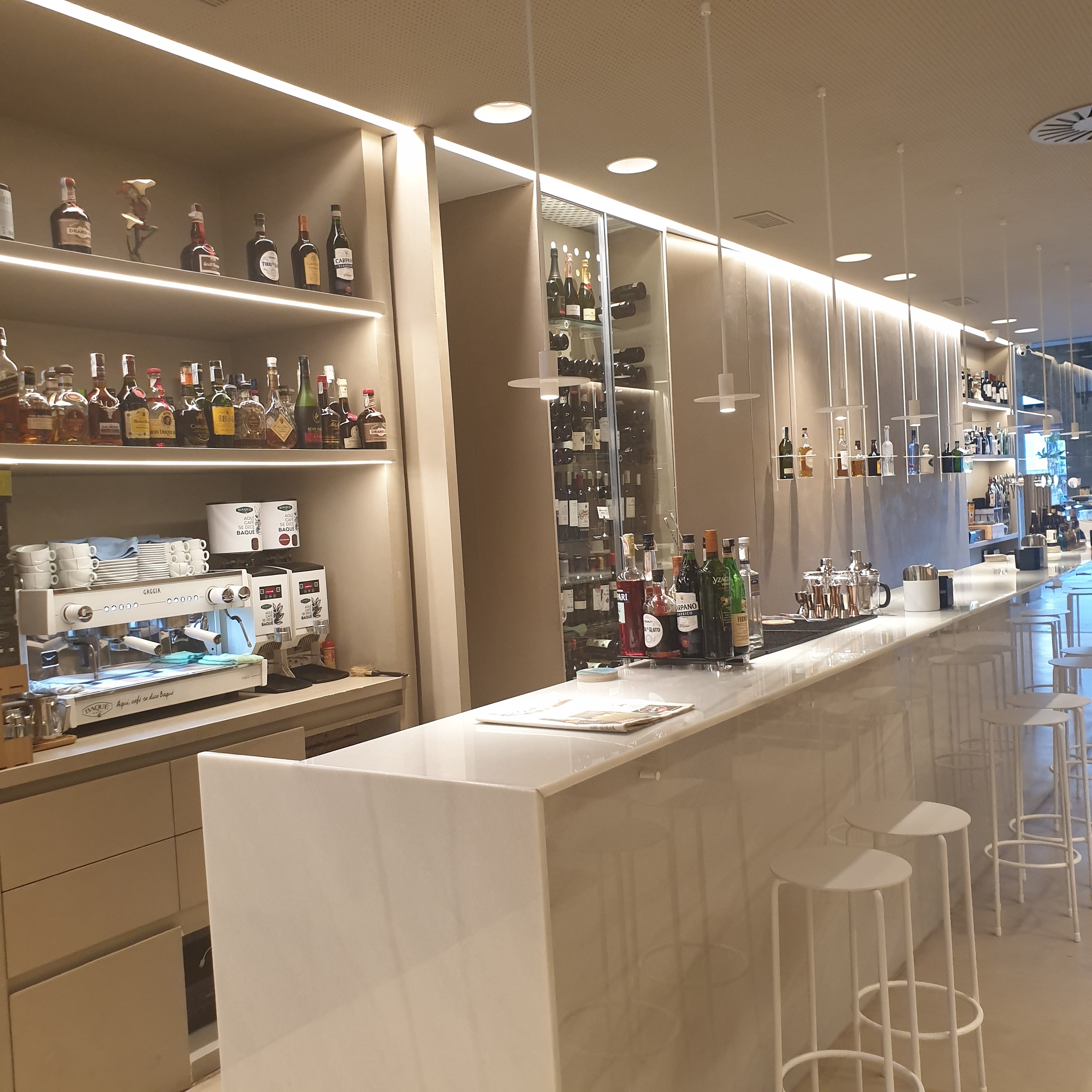 Cafetería Bar Vermutería Tormo