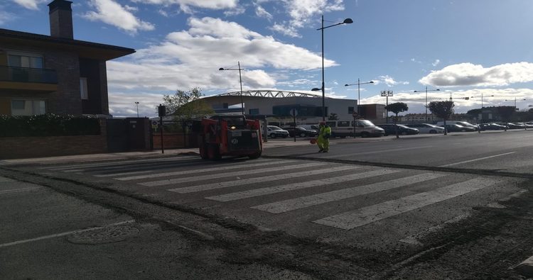 Comienza la instalación de los nuevos pasos elevados